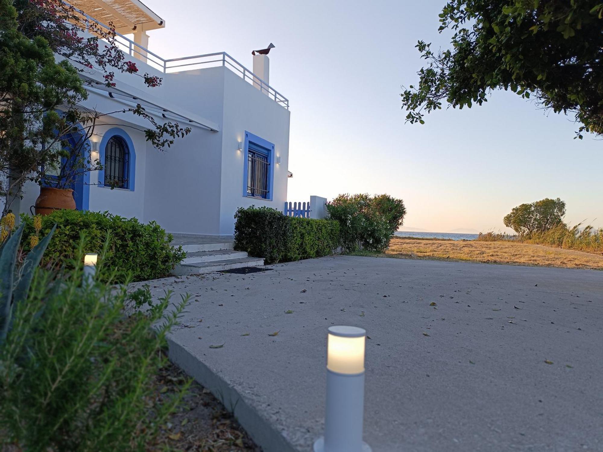Nautilus Beach House Парадейси Экстерьер фото